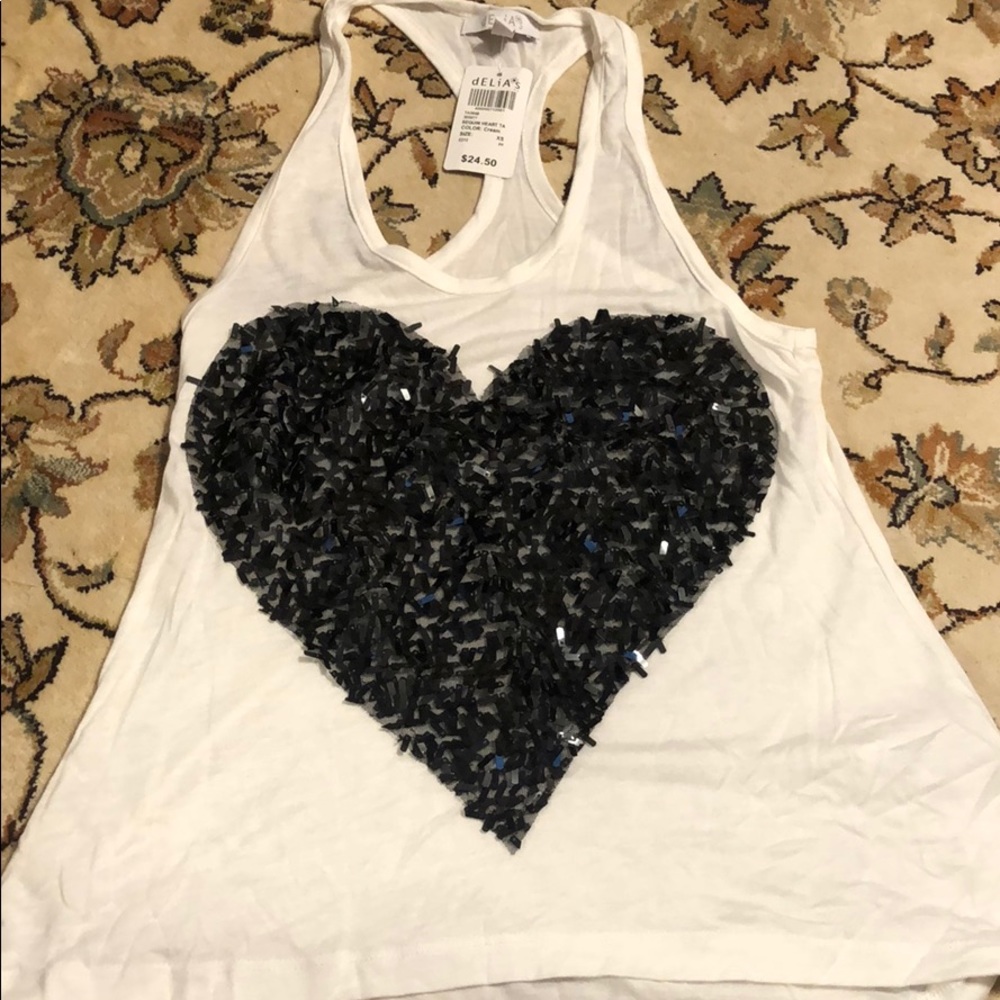 NWT DELIAS WHITE TANK WITH HEART